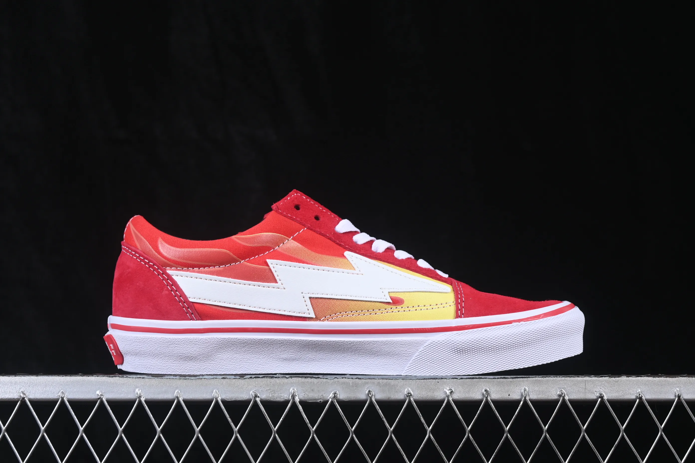 All categories Vans Vans series Vans Low Vans low-top Revenge x Storm Old Skool Lightning joint low-top casual sneakers Red Flame